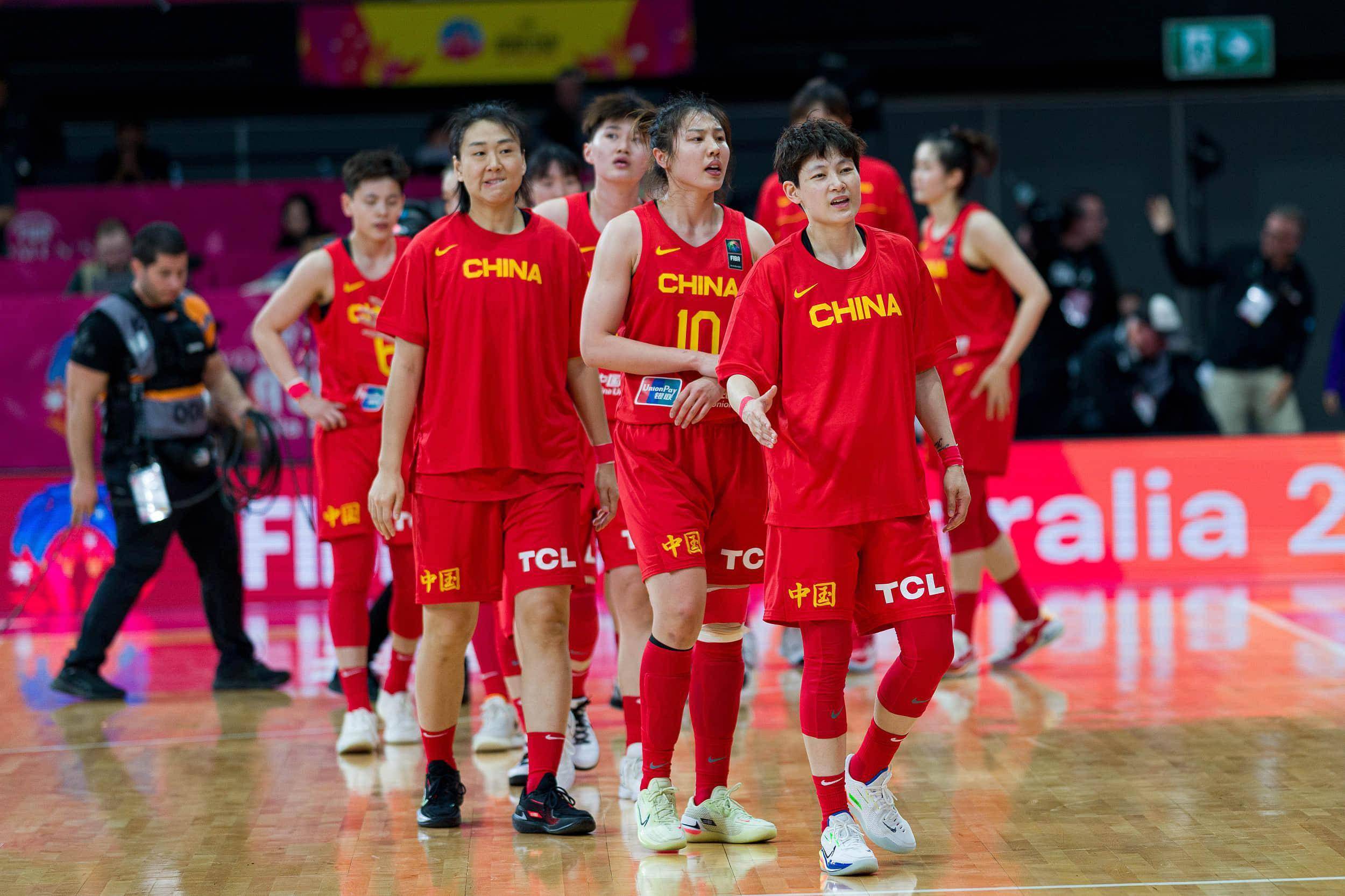 开云体育app-WNBA季后赛战火重燃，女篮实力较量的简单介绍