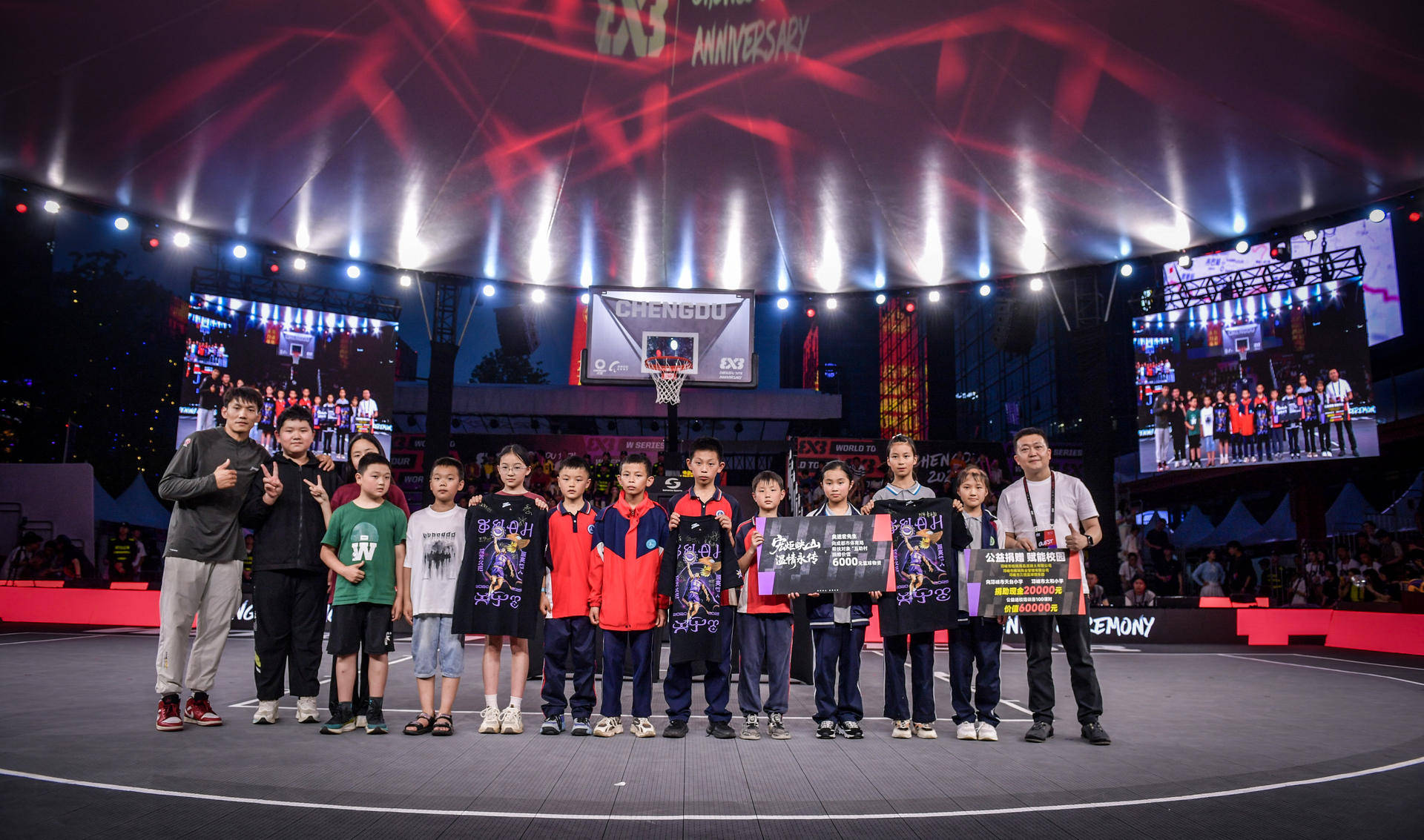 包含FIBA将举办全球青年篮球运动会，吸引众多年轻选手参与的词条