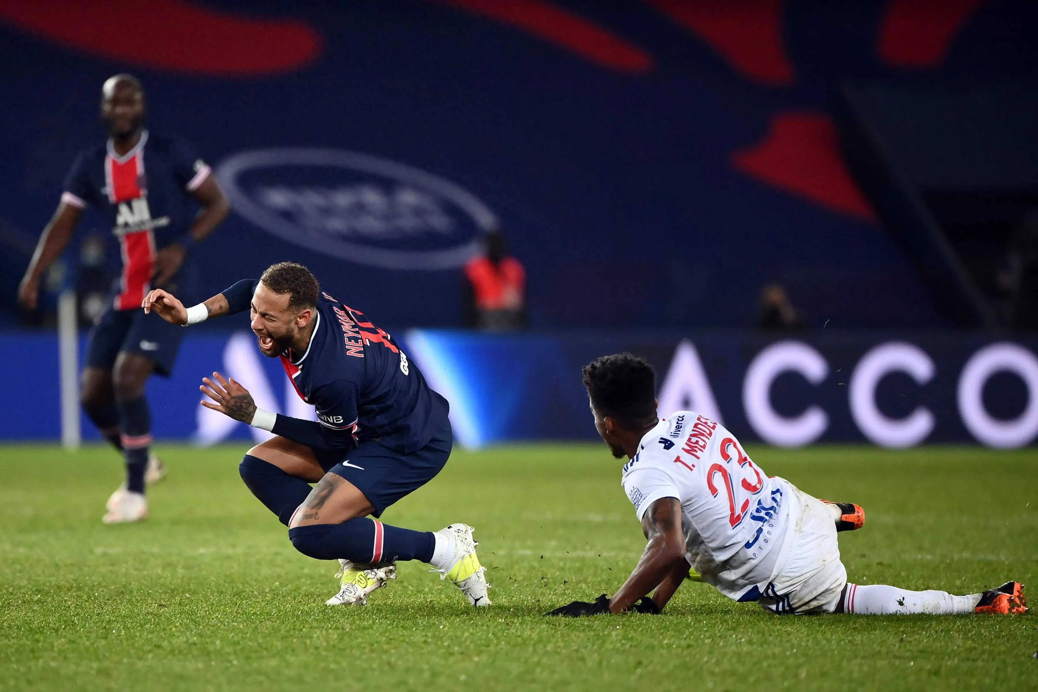 利物浦欧冠决赛战胜热刺！梅西领衔巴萨晋级半决赛的简单介绍