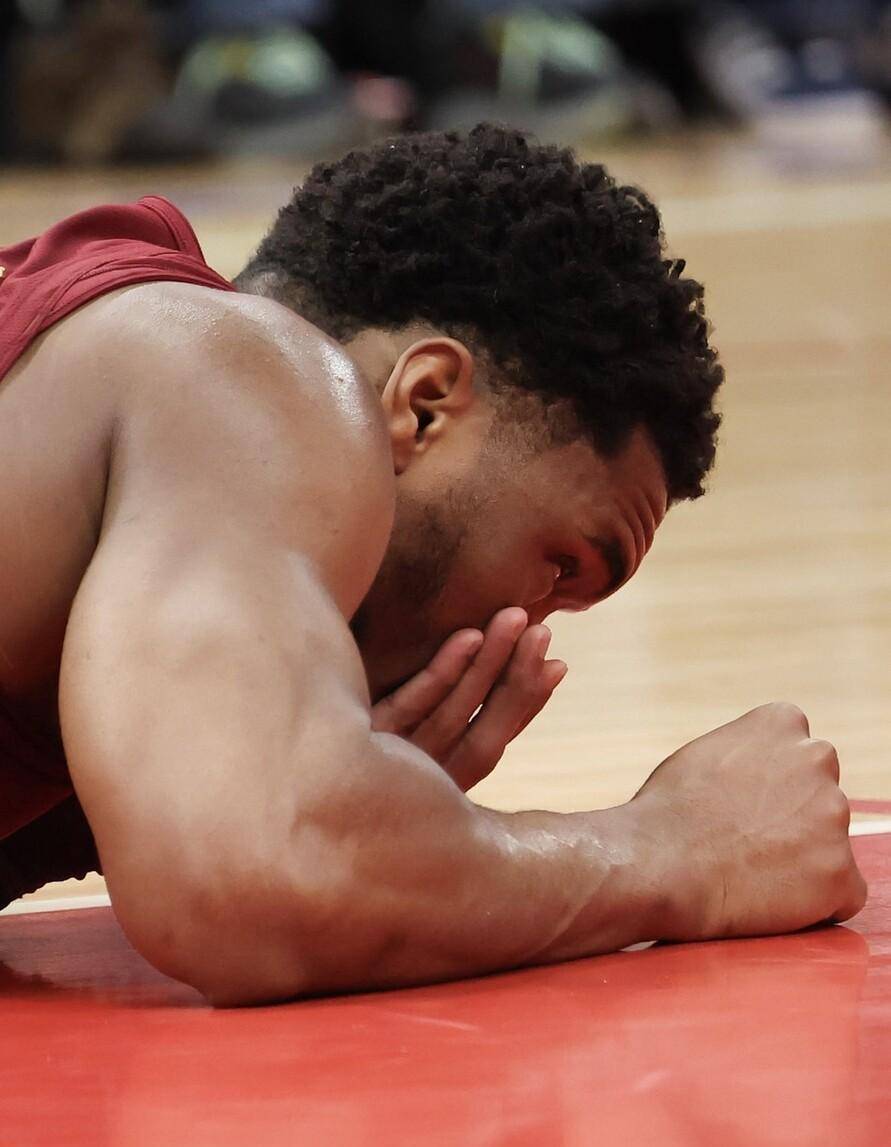 开云体育官网-火箭球员私下传言不和，团队凝聚力下降