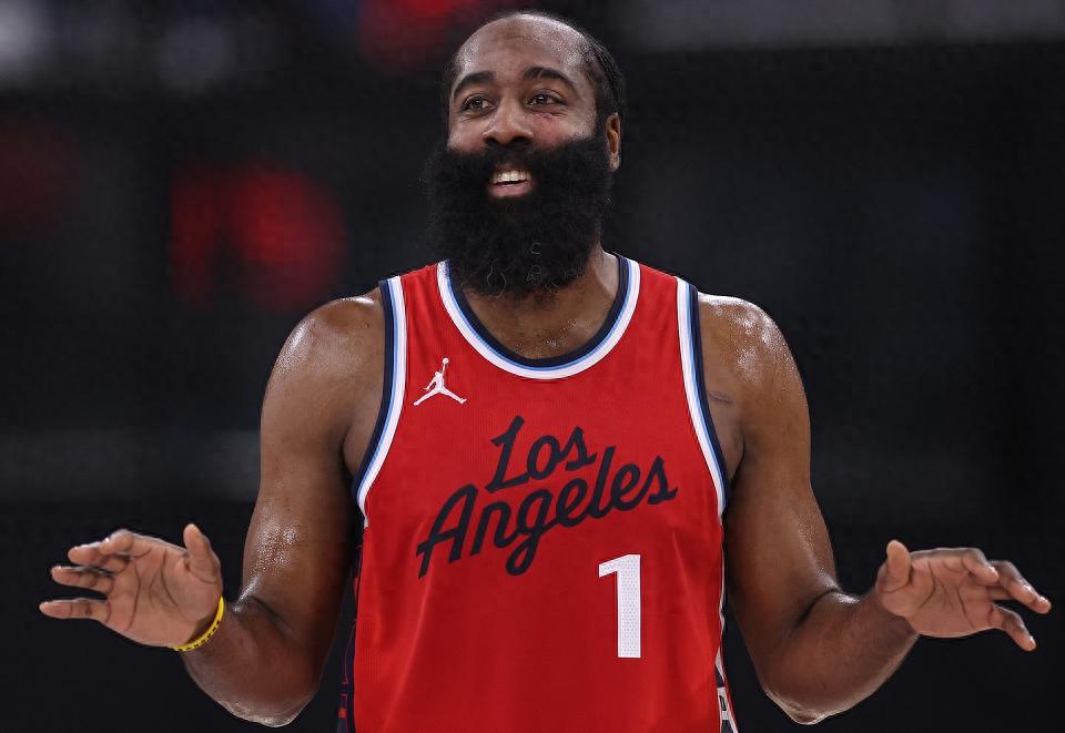 包含火箭惨败国王，哈登砍下39分的词条