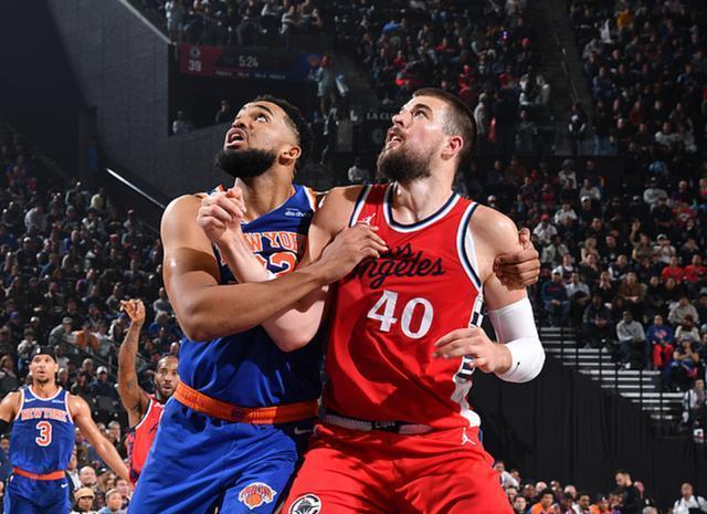 包含快船击败尼克斯,伦纳德砍下30分居首的词条 包含快船击败尼克斯,伦纳德砍下30分居首的词条