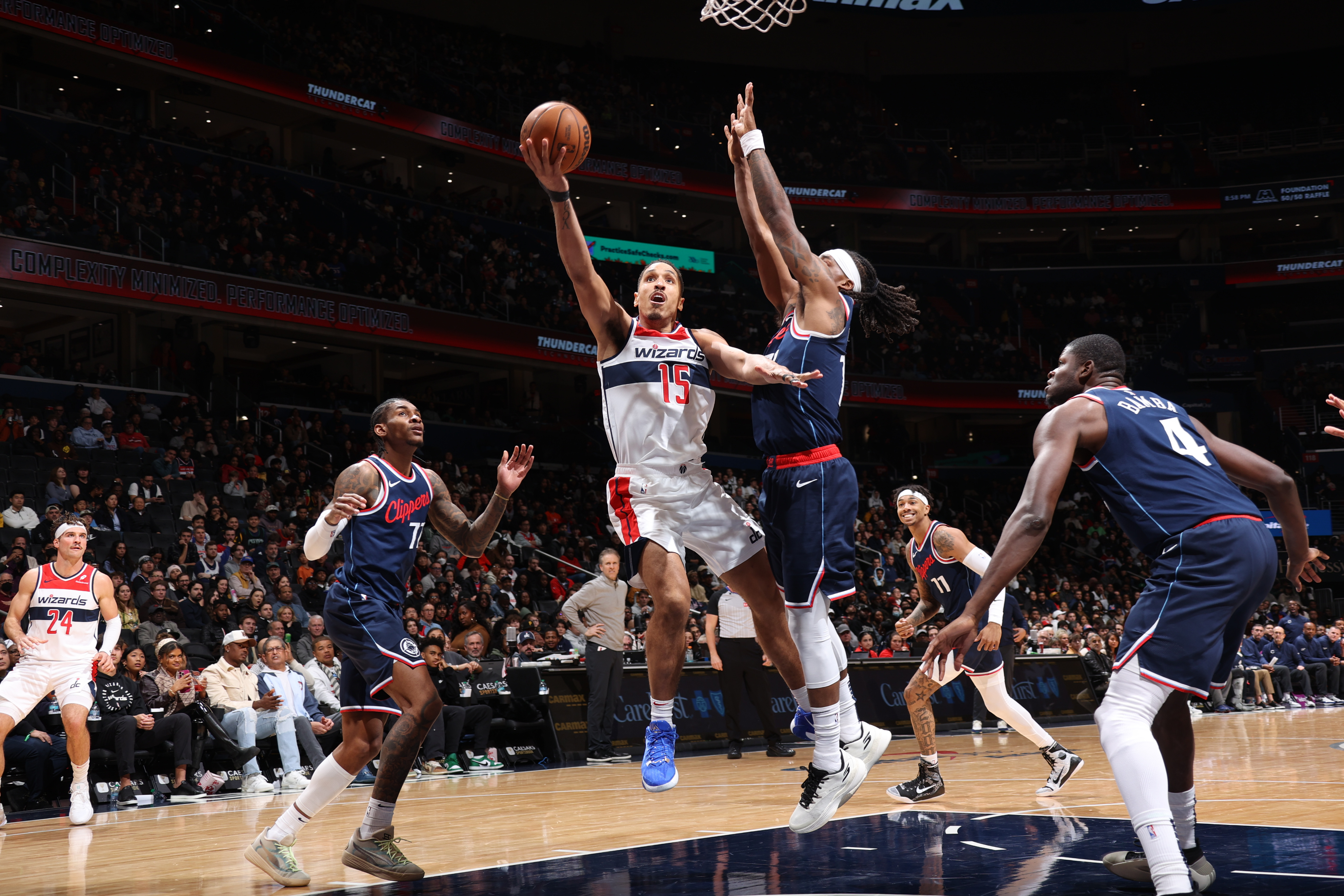 开云体育在线-快船胜奇才，保罗-乔治火力全开的简单介绍