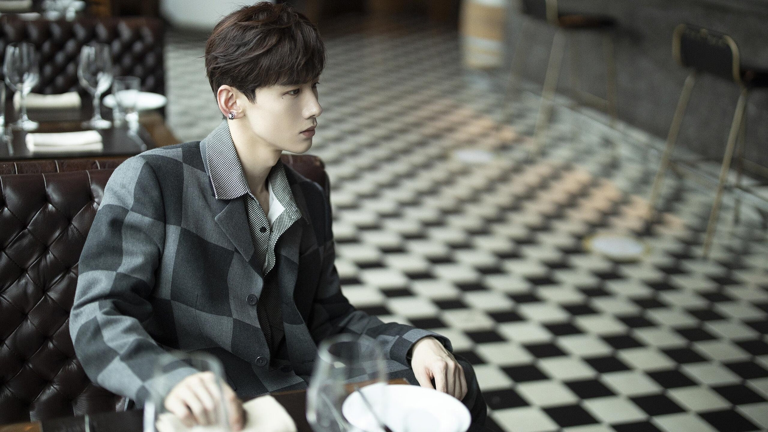 体育双星闪耀，新疆队连击压制广厦，贝恩欧冠决赛独揽风云