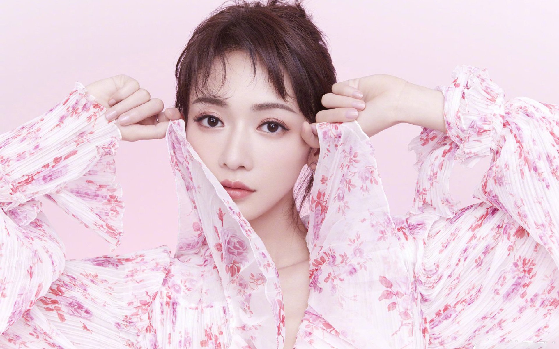 开云体育在线-赛道与球场的轰鸣，在速度与对抗中，开启体育狂欢的四月