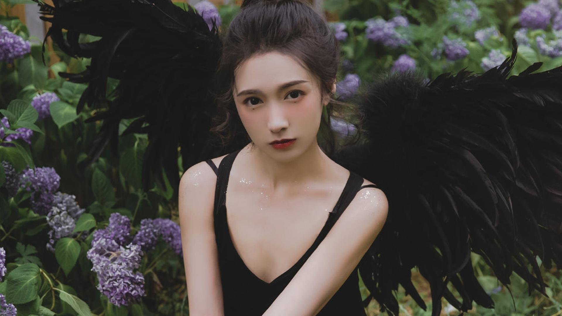 群雄逐鹿H组,西班牙斗牛士力克波兰铁骑,三笘薰独舞惊艳卡塔尔