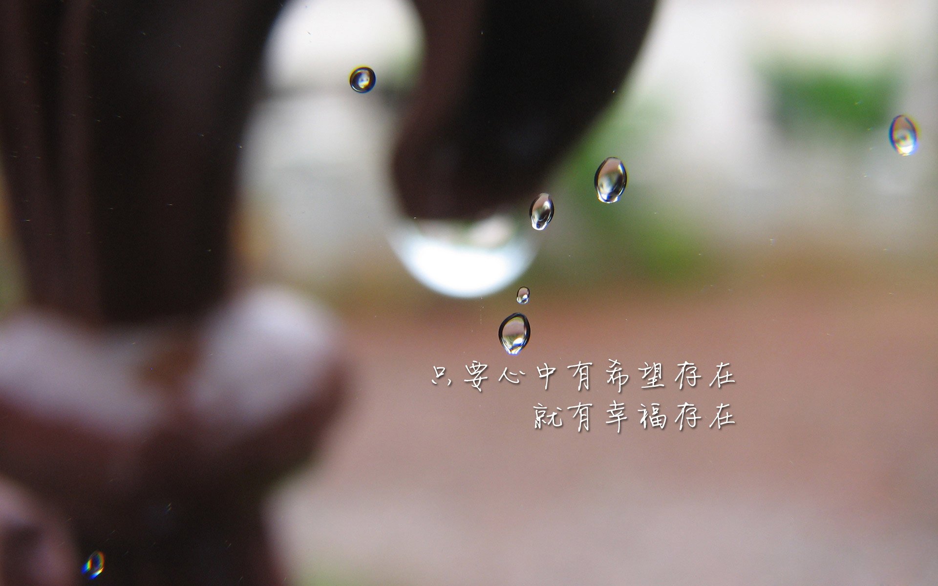 开云体育app-阿方索·戴维斯化身关键先生，乌兹别克斯坦力克波兰抢占世界杯头名